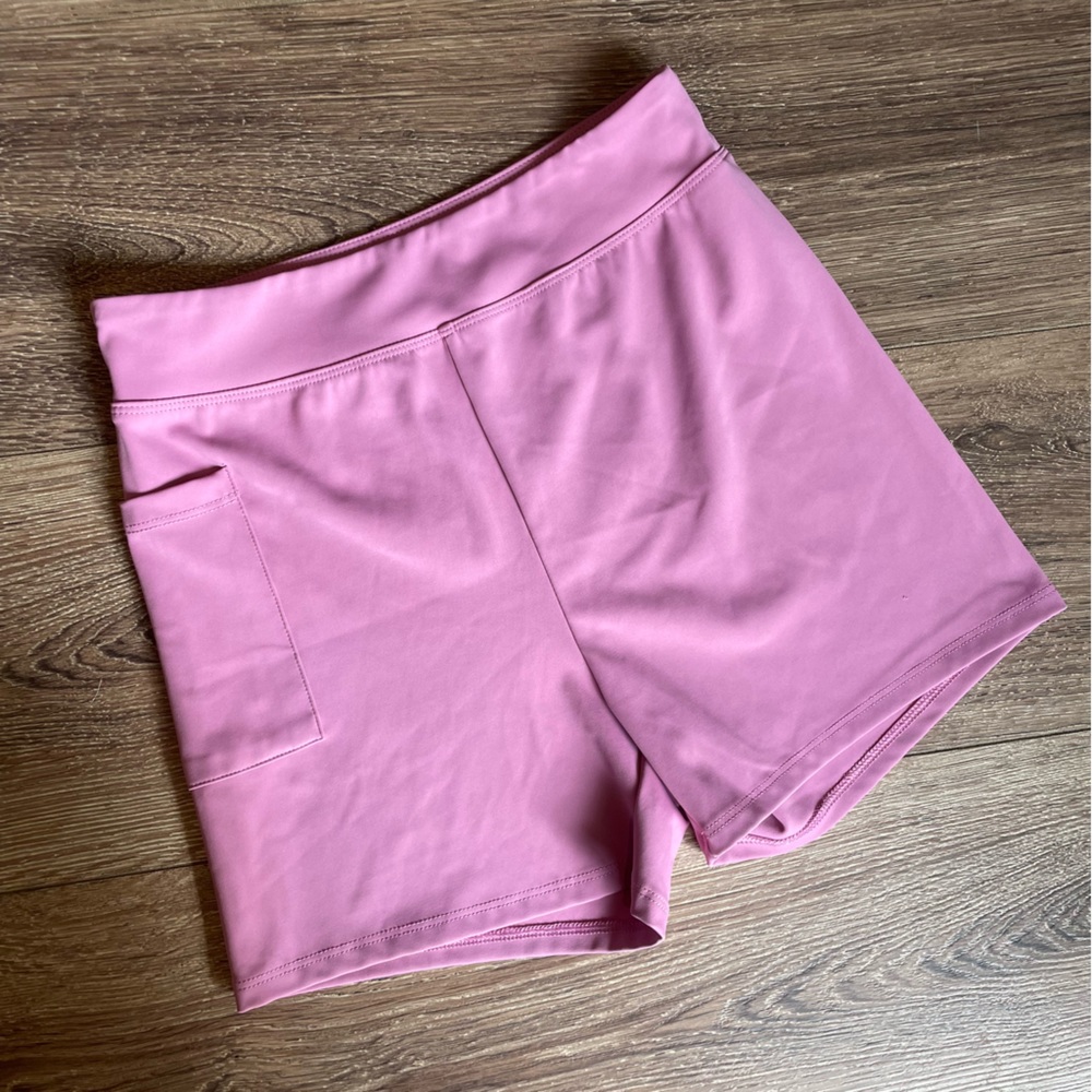 Sincerely Jules Active Shorts with pocket Pink Small